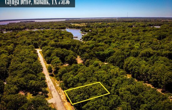 Mobile Home Lot (0.11 Acres)~ PERFECT FOR FISHING & BOATING